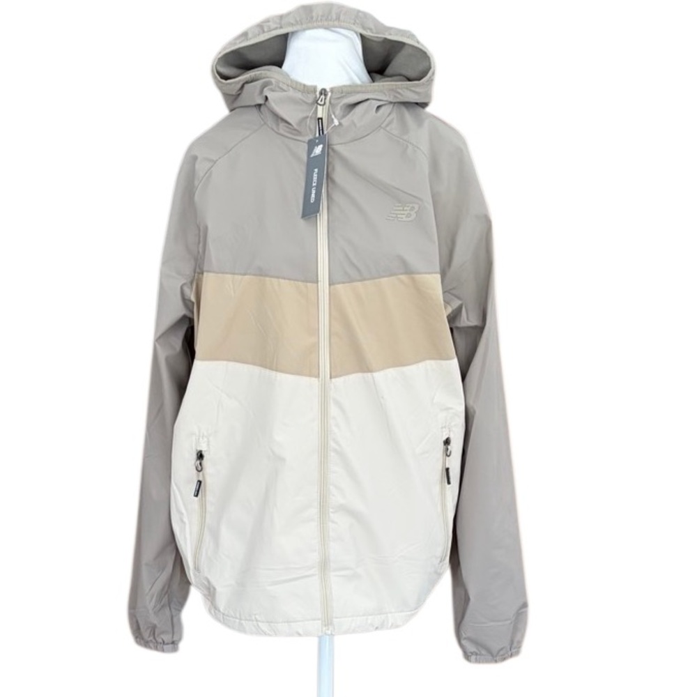 NWT New Balance Men’s Colorblock Lightweight Rain Resistant Fleece lined jacket